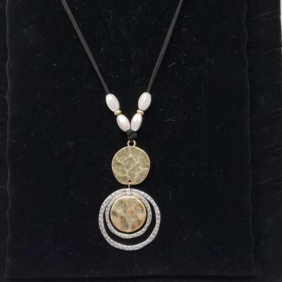 unknown Jewelry - 🛍 NWOT Silver/Gold necklace
